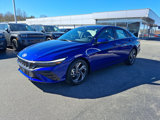 New 2025 Hyundai Elantra SEL image 2