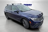 Used 2022 Volkswagen Tiguan SE image 2