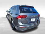 Used 2018 Volkswagen Tiguan SEL Premium image 3