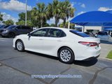 Used 2018 Toyota Camry LE image 3
