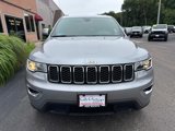 Used 2021 Jeep Grand Cherokee Laredo image 2