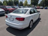 Used 2017 Volkswagen Jetta GLI image 4