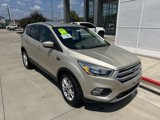 Used 2017 Ford Escape SE image 2