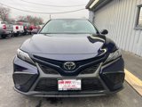 Used 2022 Toyota Camry SE image 2