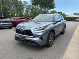 Used 2021 Toyota Highlander XLE image 2