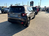 Used 2016 Jeep Renegade Latitude image 4