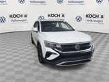 Used 2022 Volkswagen Taos SE image 3