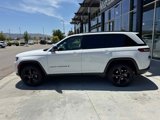 Used 2024 Jeep Grand Cherokee Altitude image 3