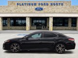 Used 2018 Toyota Camry SE image 3