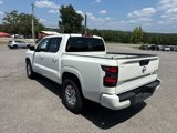 Used 2024 Nissan Frontier SV image 5