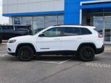 Used 2023 Jeep Cherokee Altitude Lux image 2