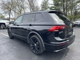 Used 2020 Volkswagen Tiguan SE R-Line w/ 3rd Row Seat Package image 4