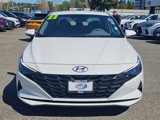 Certified 2022 Hyundai Elantra SEL w/ Cargo Package image 2