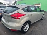 Used 2015 Ford Focus SE image 4