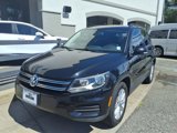Used 2022 Volkswagen Taos SE w/ Panoramic Sunroof Package image 3