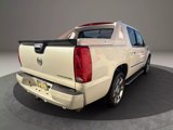 Used 2008 Cadillac Escalade EXT image 6