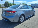 Used 2021 Toyota Corolla LE image 4
