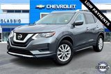 Used 2017 Nissan Rogue SV image 3