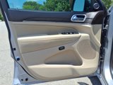 Used 2018 Jeep Grand Cherokee Overland image 4