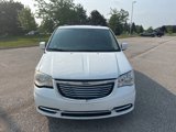 Used 2015 Chrysler Town & Country Touring image 2