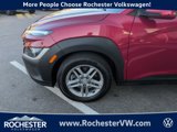 Used 2022 Hyundai Kona SE image 2