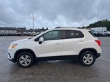 Used 2022 Chevrolet Trax LT w/ LT Convenience Package image 4