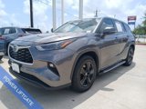 Used 2022 Toyota Highlander LE image 3