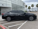 Used 2023 Nissan Altima 2.5 SV w/ SV Premium Package image 4
