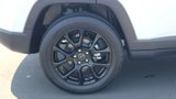 Used 2025 Jeep Compass Latitude w/ Altitude Special Edition image 6