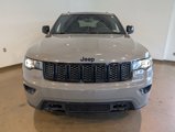 Used 2019 Jeep Grand Cherokee Laredo image 2