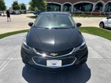 Used 2017 Chevrolet Cruze LT w/ Convenience Package image 2