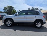 Used 2010 Volkswagen Tiguan S image 6