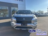 Used 2023 Mitsubishi Outlander SE image 3