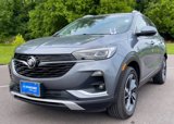 Used 2022 Buick Encore GX Essence image 2