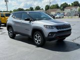 Used 2022 Jeep Compass Trailhawk image 2