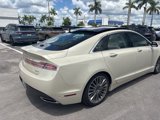 Used 2014 Lincoln MKZ Hybrid image 4