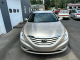 Used 2011 Hyundai Sonata GLS image 2