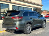Used 2019 Toyota Highlander XLE image 3