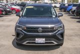Used 2022 Volkswagen Taos SE image 2