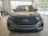 Used 2021 Ford Explorer XLT w/ Equipment Group 202A image 4