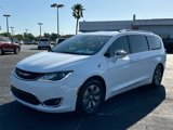 Used 2018 Chrysler Pacifica Limited w/ Advanced Safetytec Group image 3