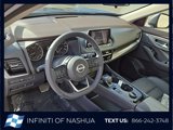 Used 2022 Nissan Rogue SV w/ SV Premium Package image 5