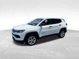 Used 2024 Jeep Compass Sport image 3