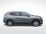 Used 2016 Nissan Rogue SV w/ SV Premium Package image 4