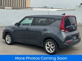 Used 2022 Kia Soul LX w/ Technology Package image 4