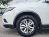 Used 2015 Nissan Rogue SV w/ SV Family Package image 5