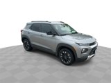 Used 2023 Chevrolet TrailBlazer LT w/ Convenience Package image 2