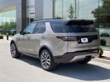 New 2025 Land Rover Discovery Dynamic SE image 3