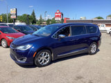 Used 2017 Chrysler Pacifica Limited image 6