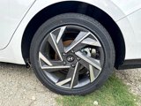 New 2025 Hyundai Elantra SEL image 5